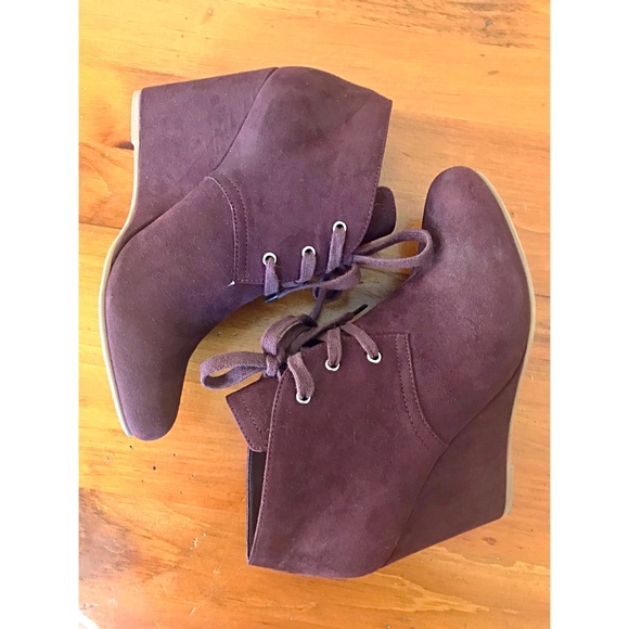 Dolce Vita Booties - Picture 2 of 5